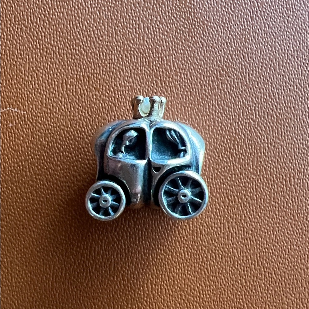 Pandora Royal Carriage Charm